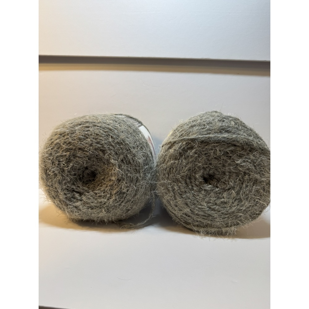 2 Cakes Caron Latte Cakes Yarn - Gray Velvet - Picture 2 of 3